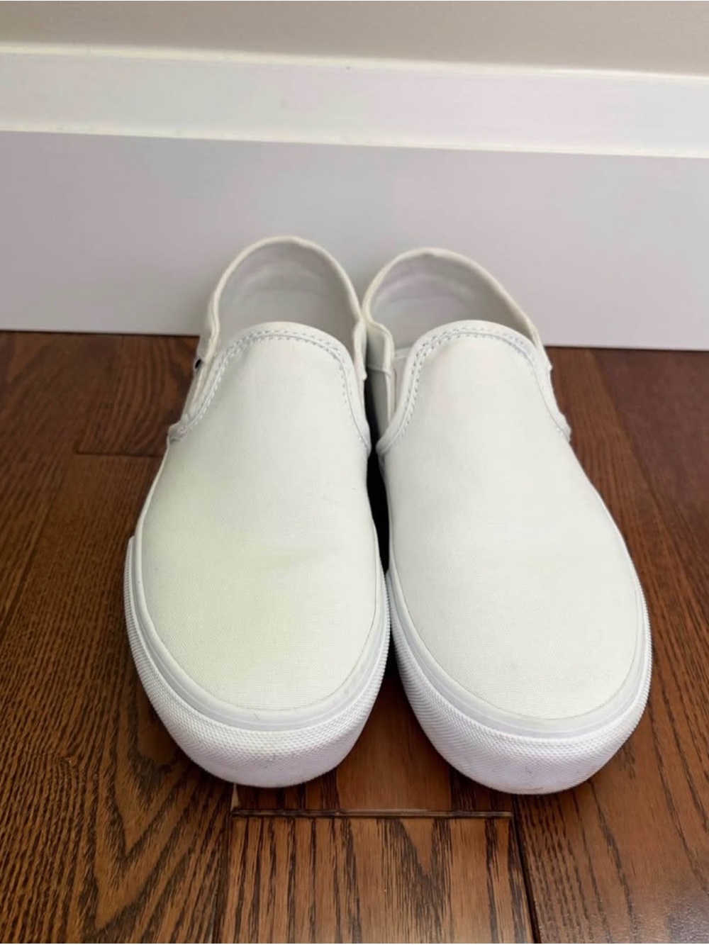 Vans Women's Asher Platform Sneaker